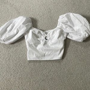 Abercrombie keyhole puff sleeve top